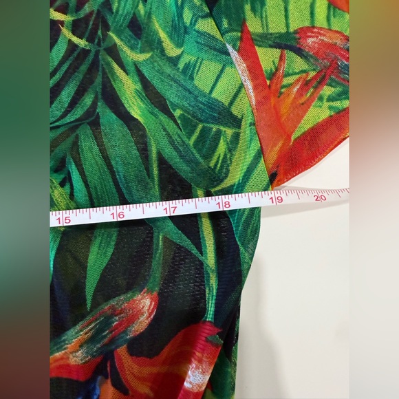 Fashion Nova Kimono Duster Swimsuit Cover Up Resortwear Beach Size Medium - Picture 5 of 5